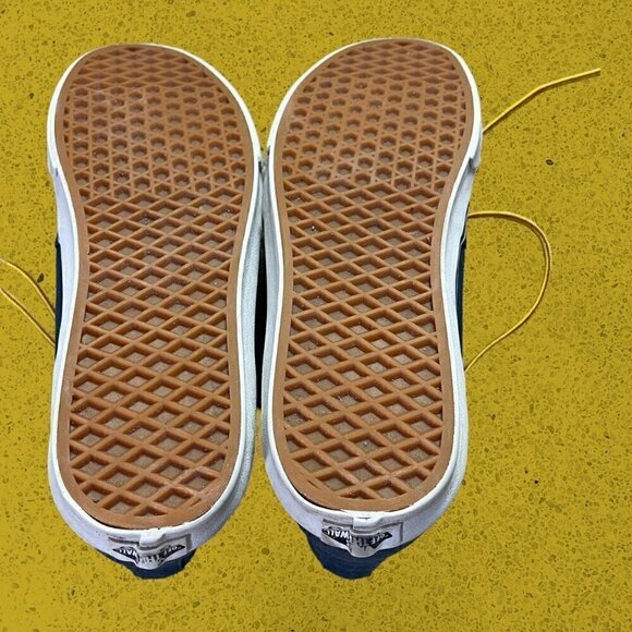 VANS SK8-hi Shoes - Picture 5 of 7